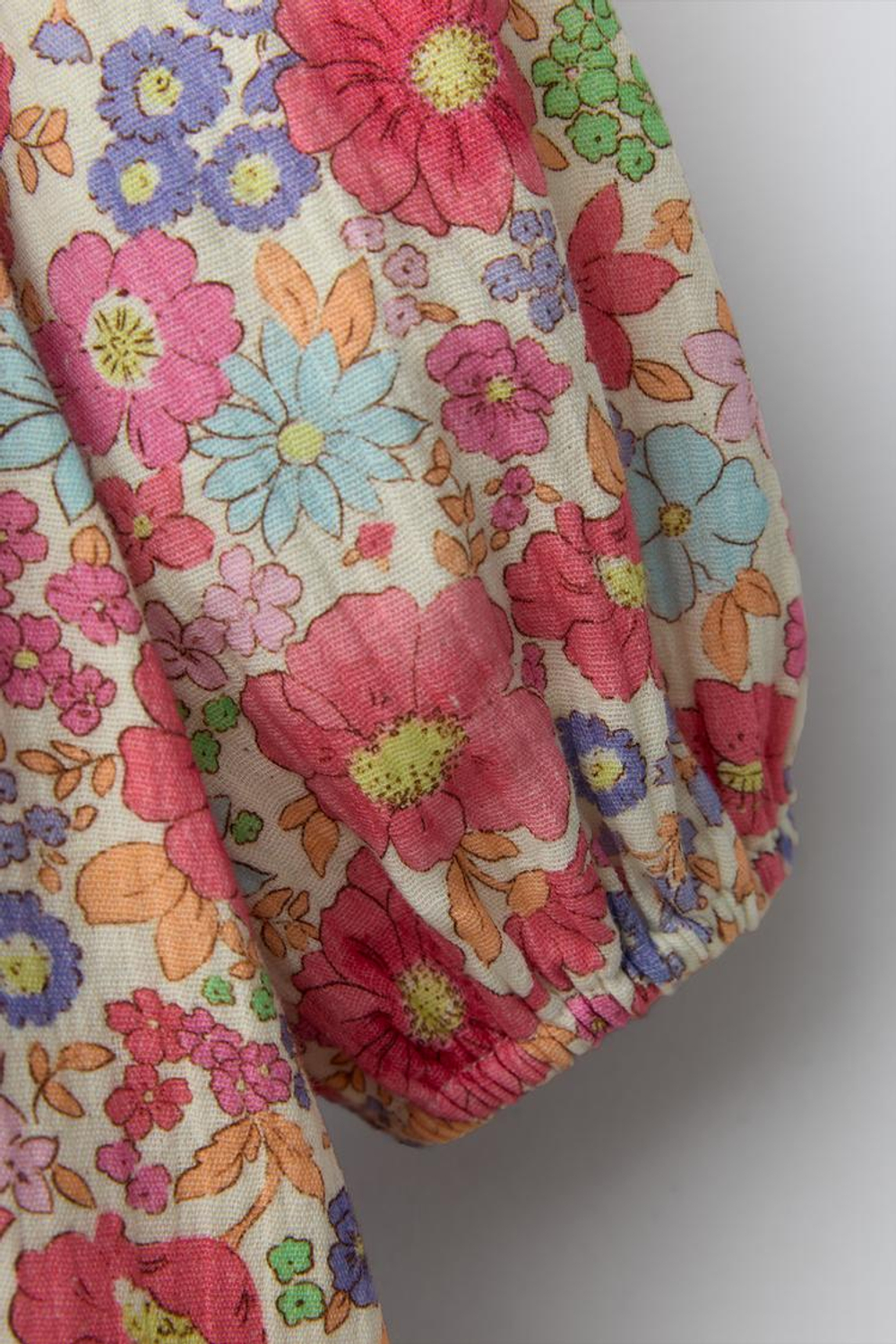 ZARA ПЛАТЬЕ С ЦВЕТОЧНЫМ ПРИНТОМ, РОЗОВЫЙ