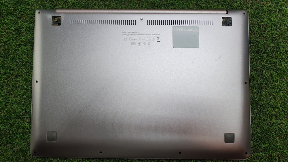 Ноутбук ASUS i3-6/4 Gb/FHD