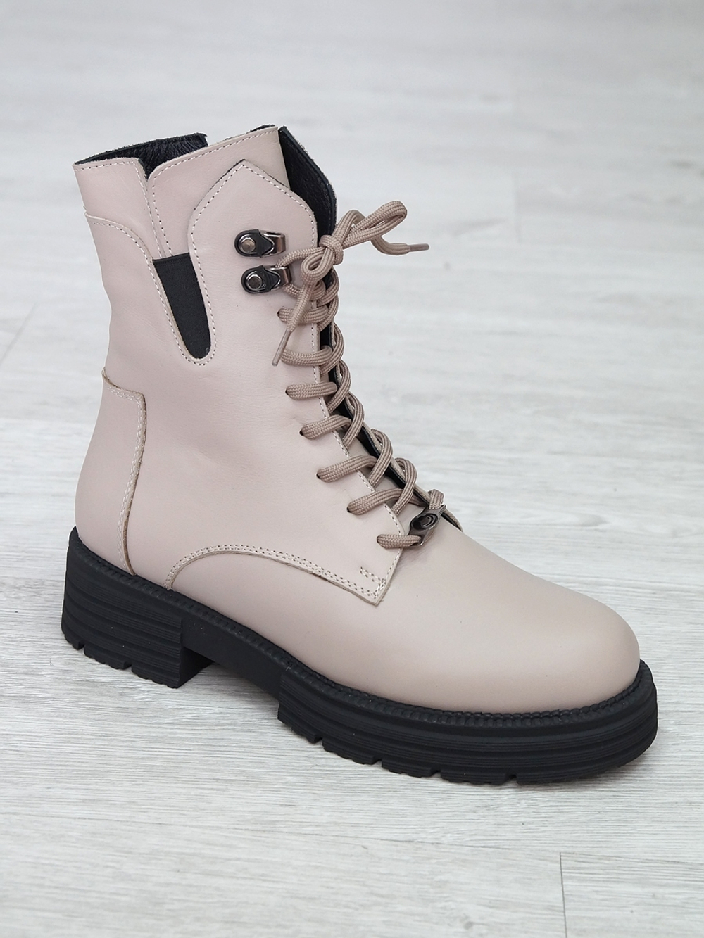 Ботинки женские зимние LIANREZA 04-73