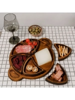 Деревянная менажница с ручками из кедра