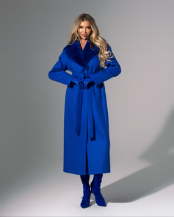 Женское шерстяное пальто с мехом бобра