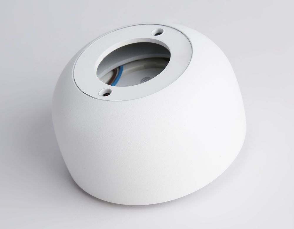 Ambrella Светильник накладной со сменной лампой GX53 Techno TN71001