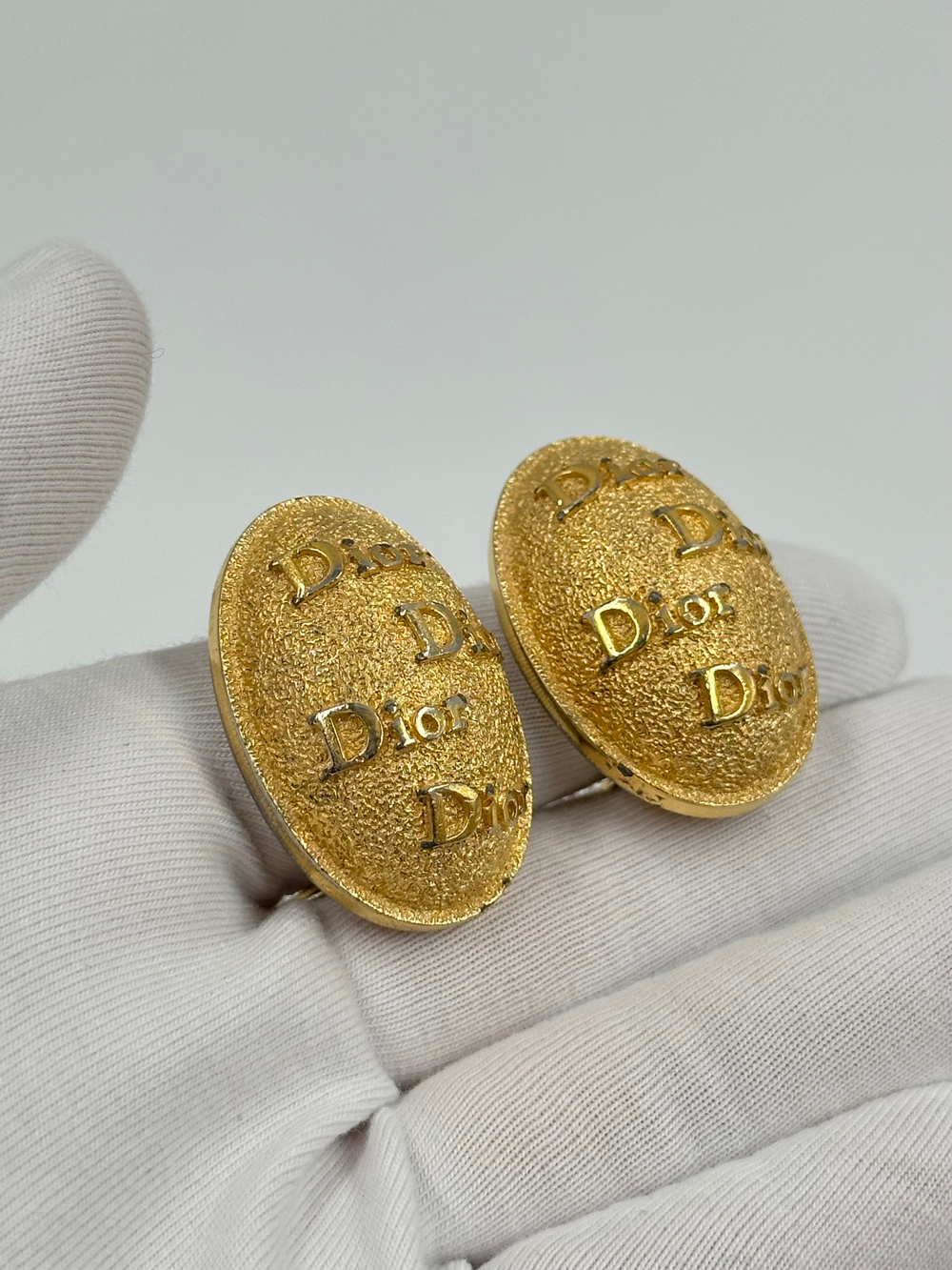 Клипсы Christian Dior