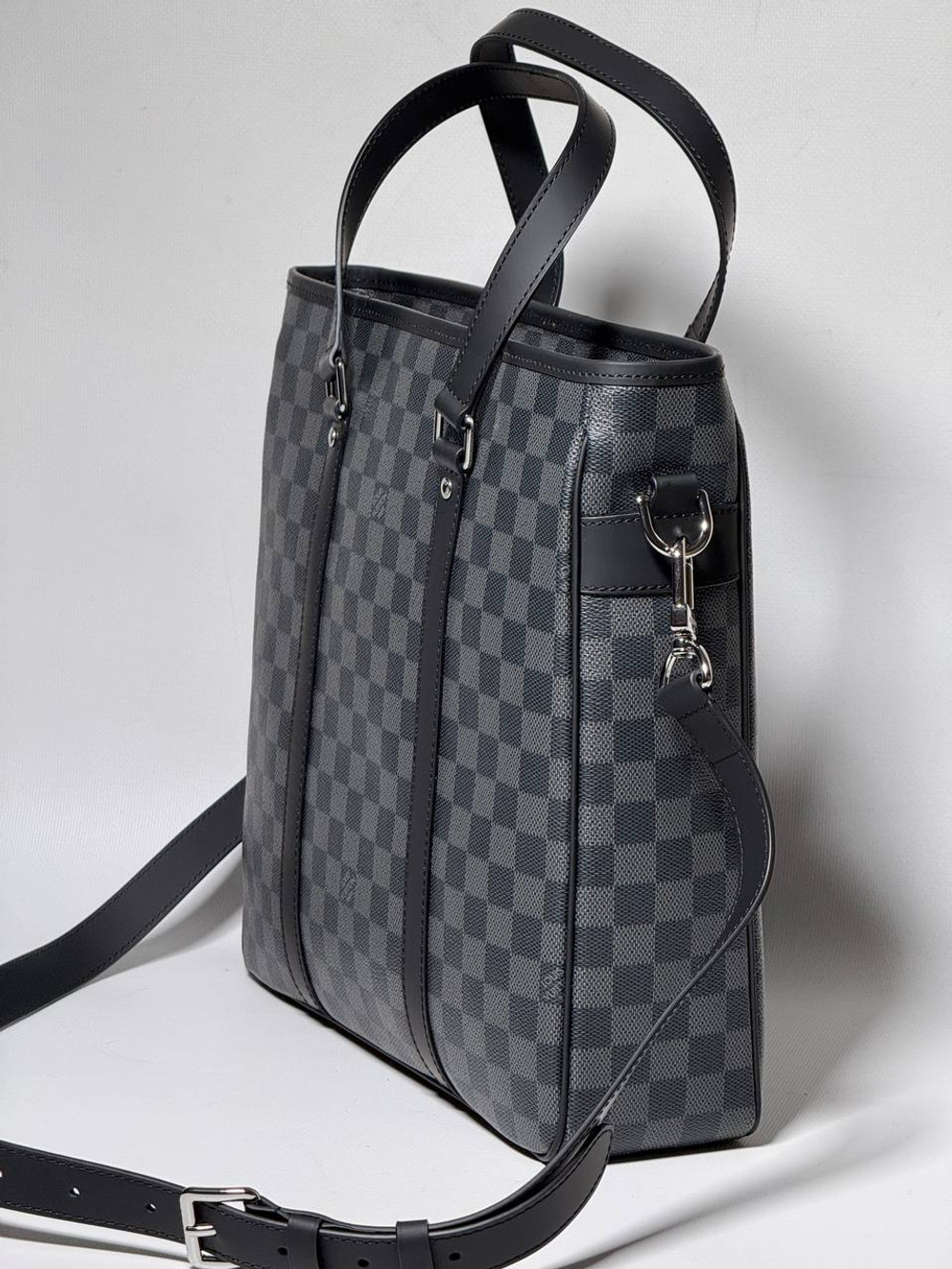 Сумка-мессенджер Louis Vuitton, арт. 477550436