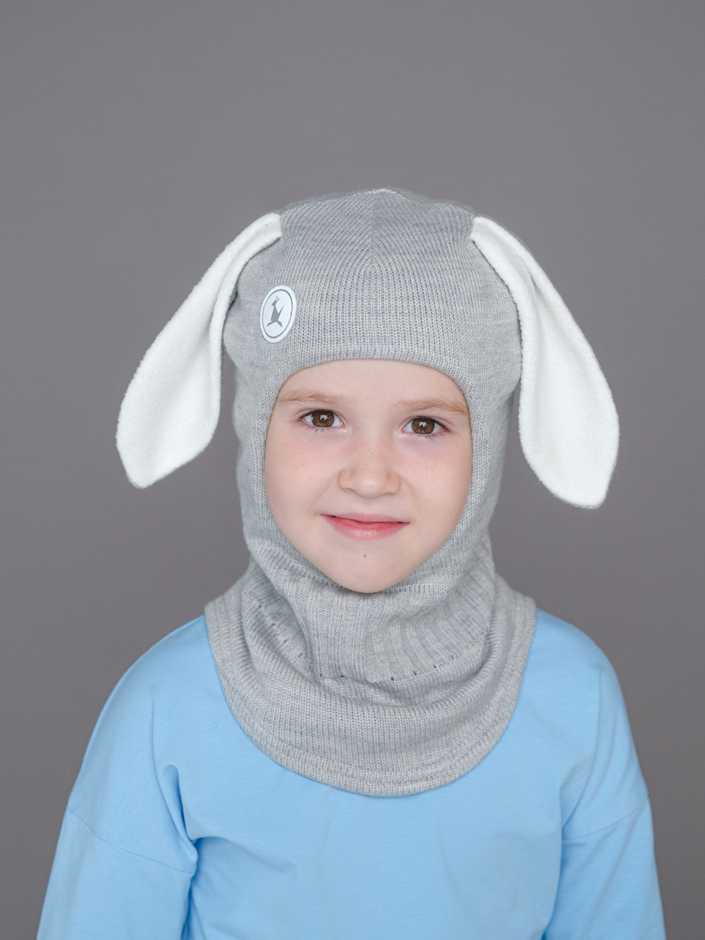 Шлем весенний/осенний вязаный (Жемчужно-серый) БАННИ