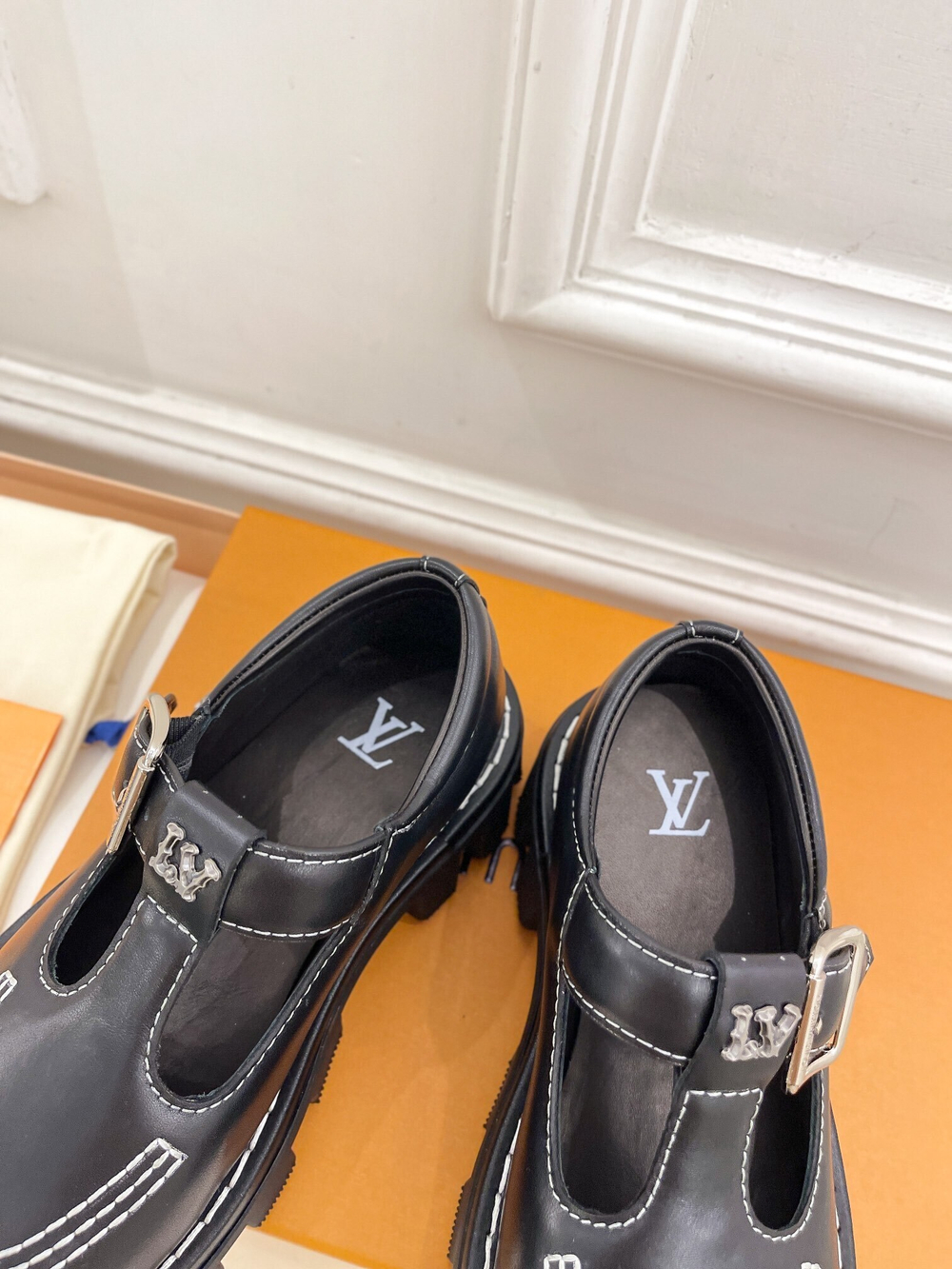 Louis Vuitton Checker Mary Jane