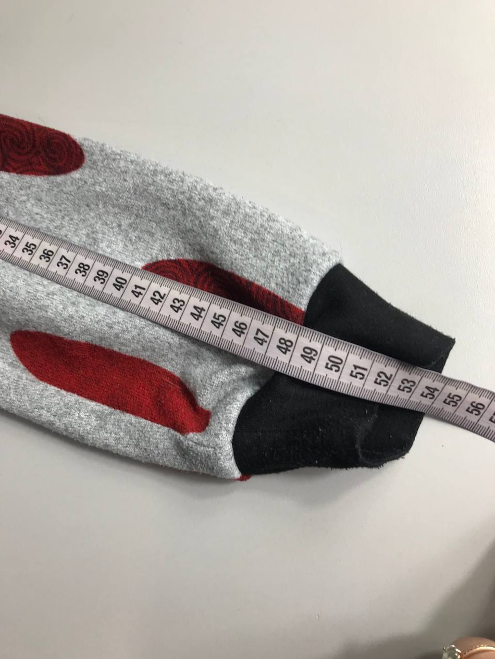 Джемпер стильный и практичный, визуально 54 размер