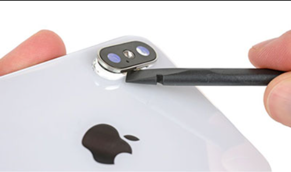 Замена глазка камеры на iPhone Xs