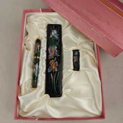 Набор "Ирисы" пенал, флешка и ручка Parker с ручной росписью Палех в футляре