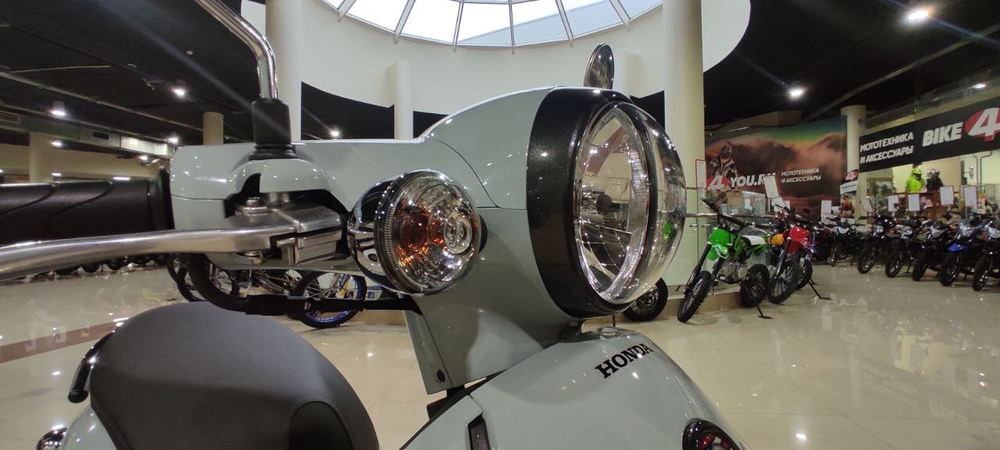 Скутер Honda Giorno