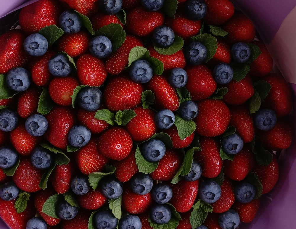 Клубничный букет "Ягодный"