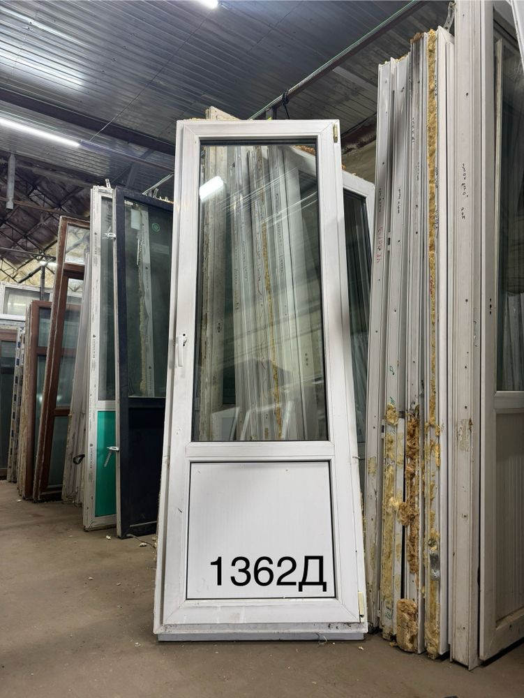 Дверь Пластиковая Б/У 210(в) х 74(ш) Балконная