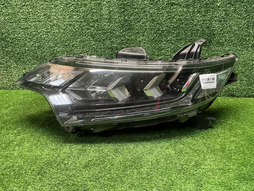 Фара левая Mitsubishi Outlander 3 (2018-н.в.) LED