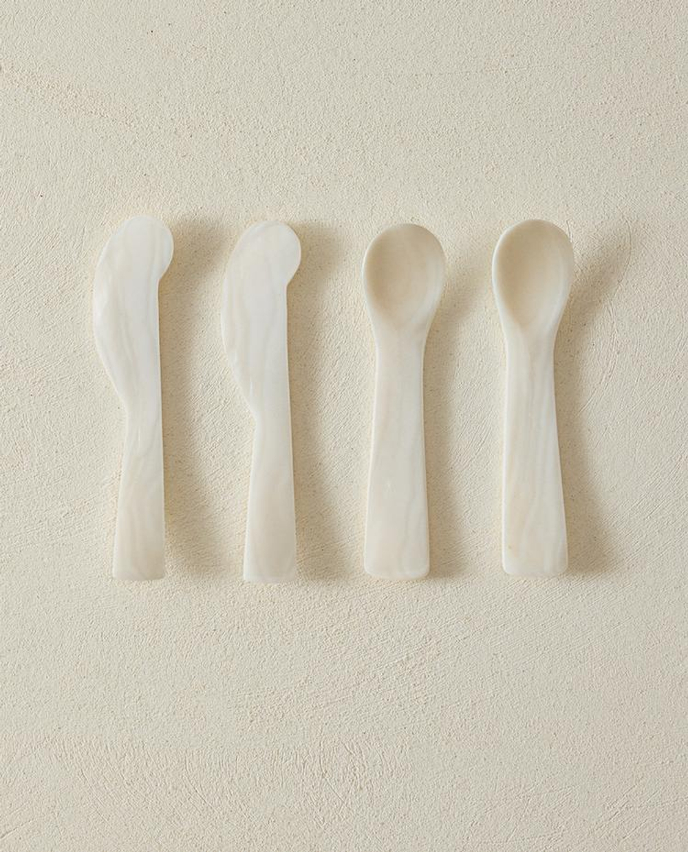 ZARA HOME ПЕРЛАМУТРОВЫЙ НАБОР СТОЛОВЫХ ПРИБОРОВ ДЛЯ ЗАВТРАКА (4 ШТ.), СВЕТЛО-БЕЖЕВЫЙ