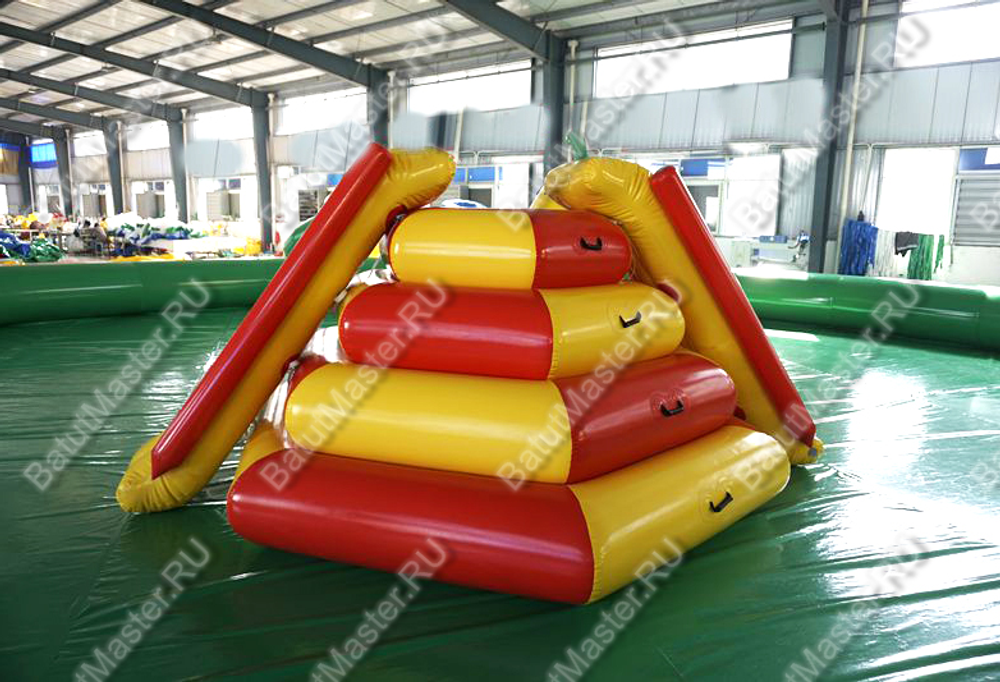 Надувной водный аттракцион "Веселые ярусы" красно-желтый размер 4*3*1,8 м