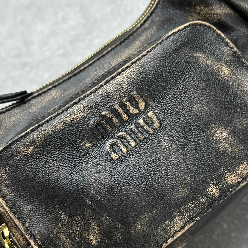 Miu Miu Leather Pocket Bag 21 cm
