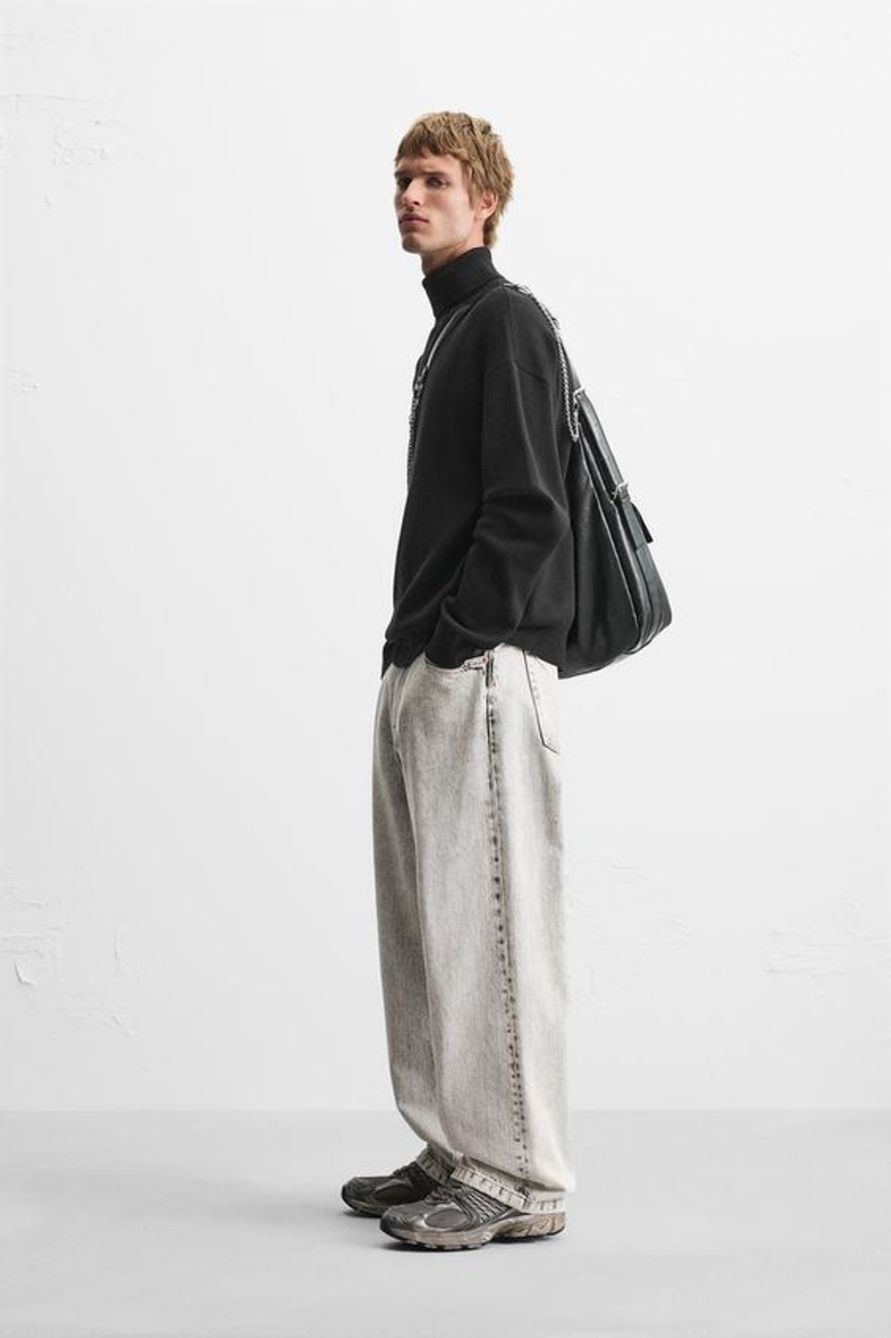 ZARA СВИТЕР ИЗ МЯГКОЙ ВИСКОЗЫ, ЧЕРНЫЙ