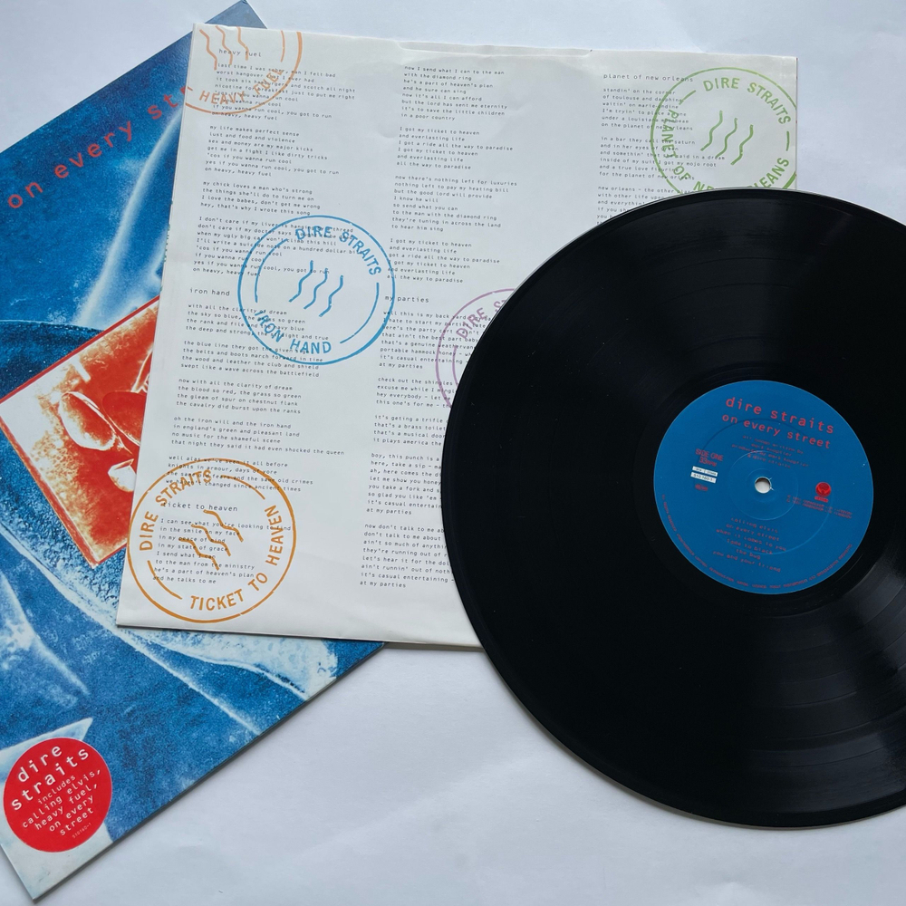 Винтажная виниловая пластинка LP Dire Straits On Every Street (Нидерланды 1991)