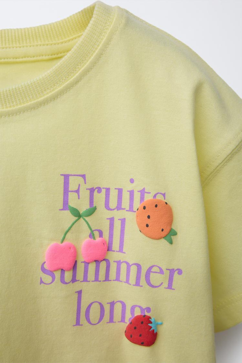 ZARA ФУТБОЛКА С РЕЛЬЕФНЫМ ПРИНТОМ, ЖЕЛТЫЙ