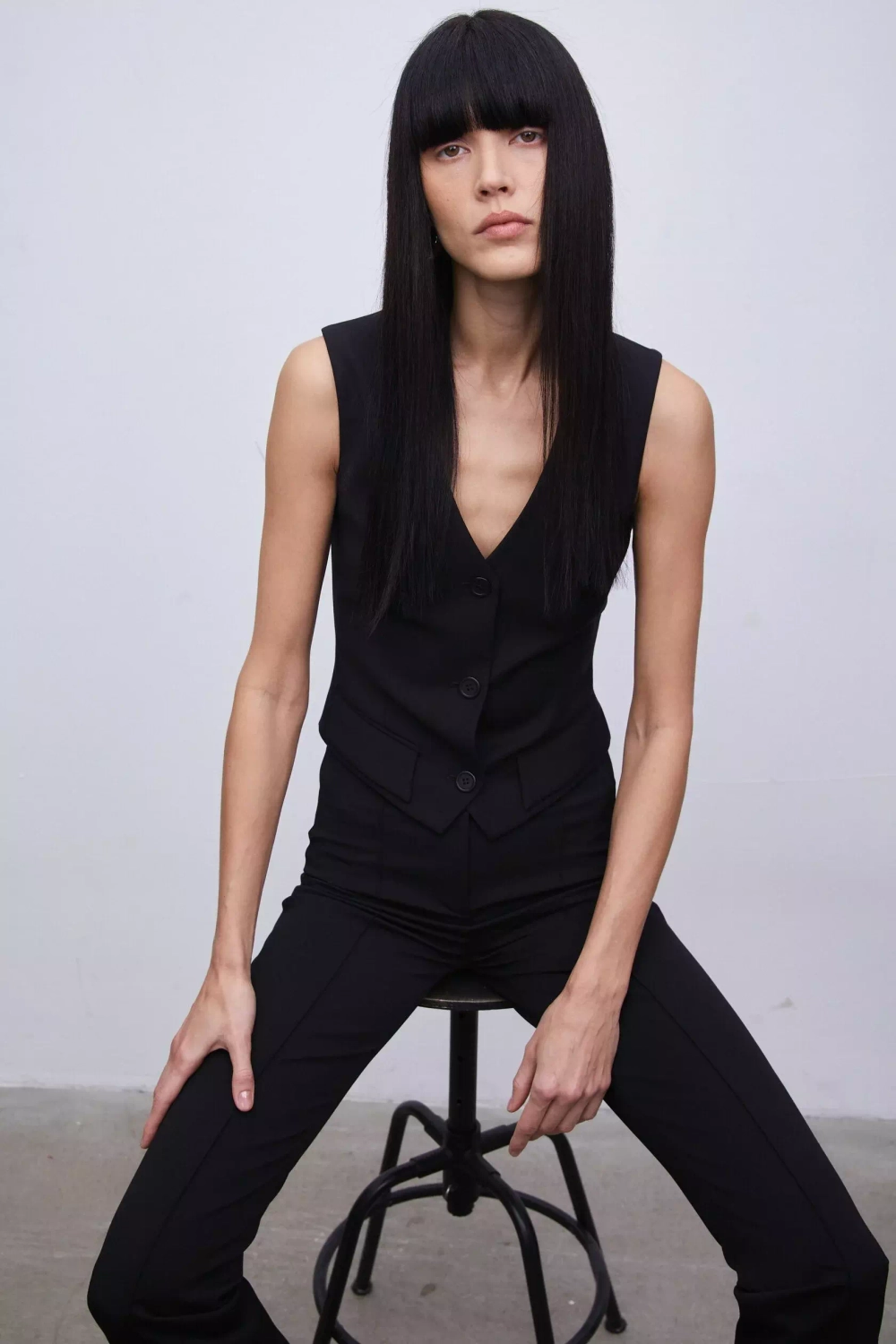 Жилет с карманами, Черный