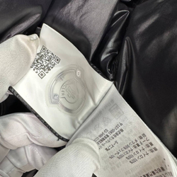 Пуховик Moncler Montbeliard