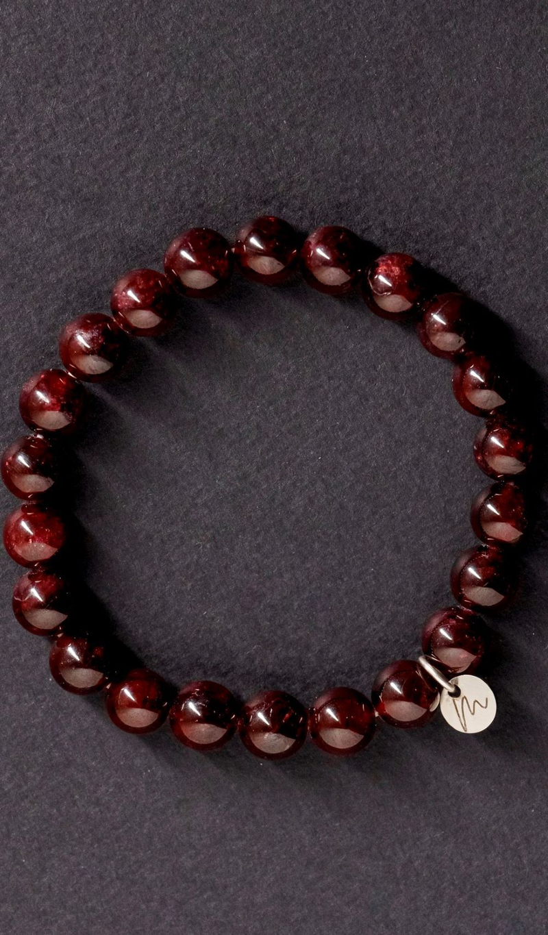 Браслет "Memo about Soulmate" из граната 8 мм с подвеской