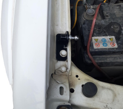 Упор (амортизатор) капота для Nissan NP 300 (2008-2015) Autoinnovation.01-16