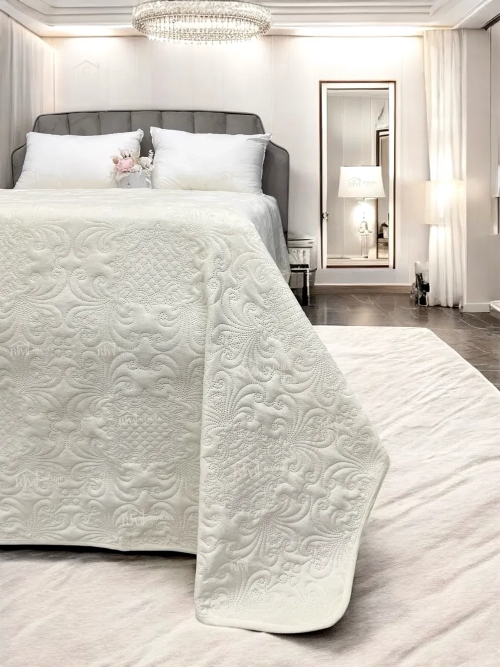 Покрывало 220х240 стеганое для кровати и дивана