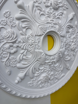 Розетка потолочная 71.5 см