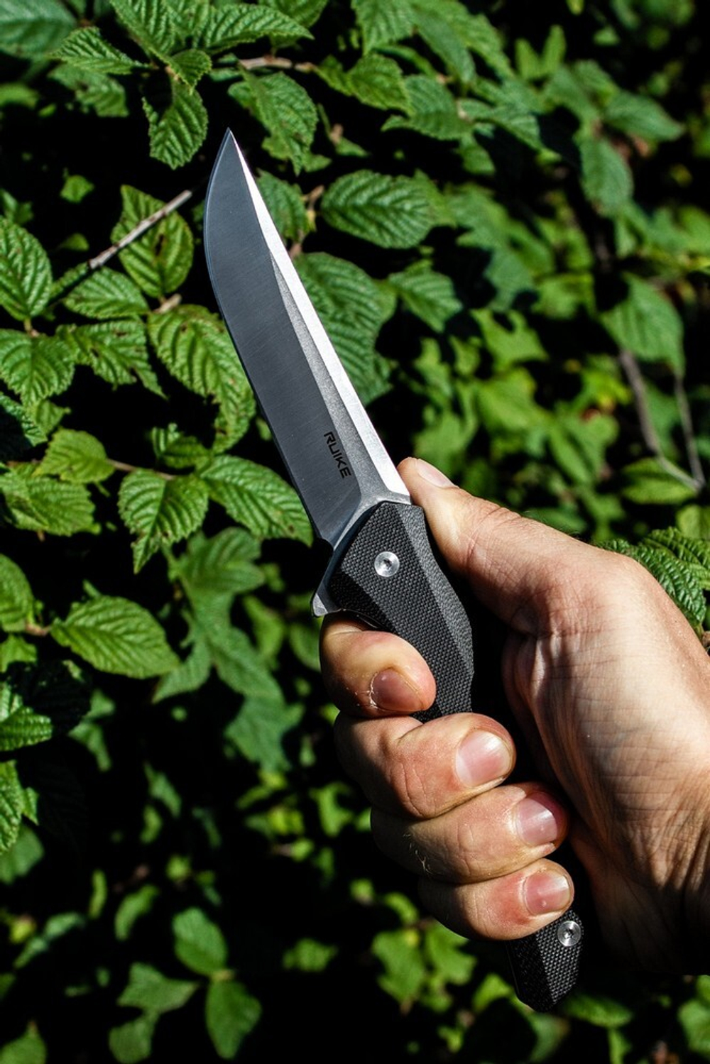 Нож Ruike Hussar P121 черный, P121-B