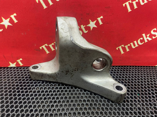 Кронштейн двигателя задний левый