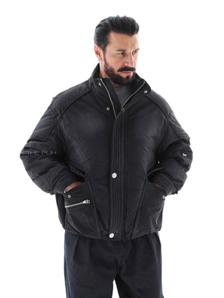 Черный короткий пуховик с напылением