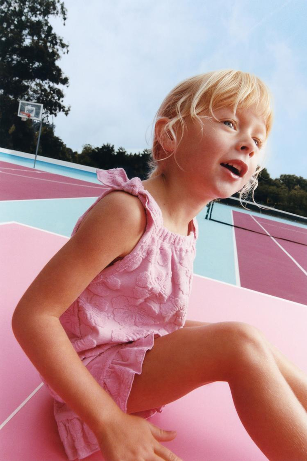 ZARA КОМБИНЕЗОН ИЗ МАХРОВОЙ ТКАНИ С ЦВЕТОЧНЫМ УЗОРОМ, МЯГКИЙ РОЗОВЫЙ