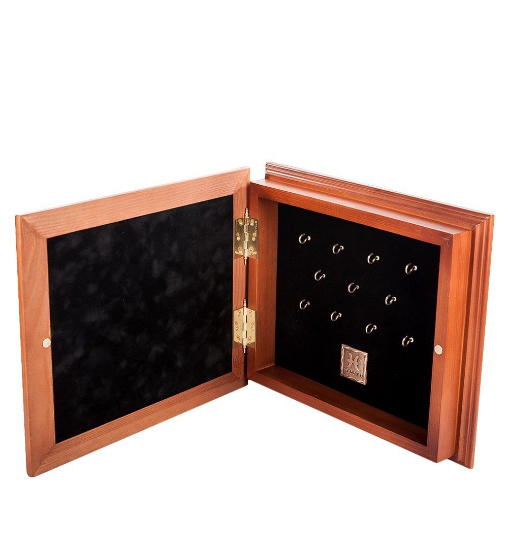 ПК- 19 Ключница «Знак зодиака Рыбы» 33х29