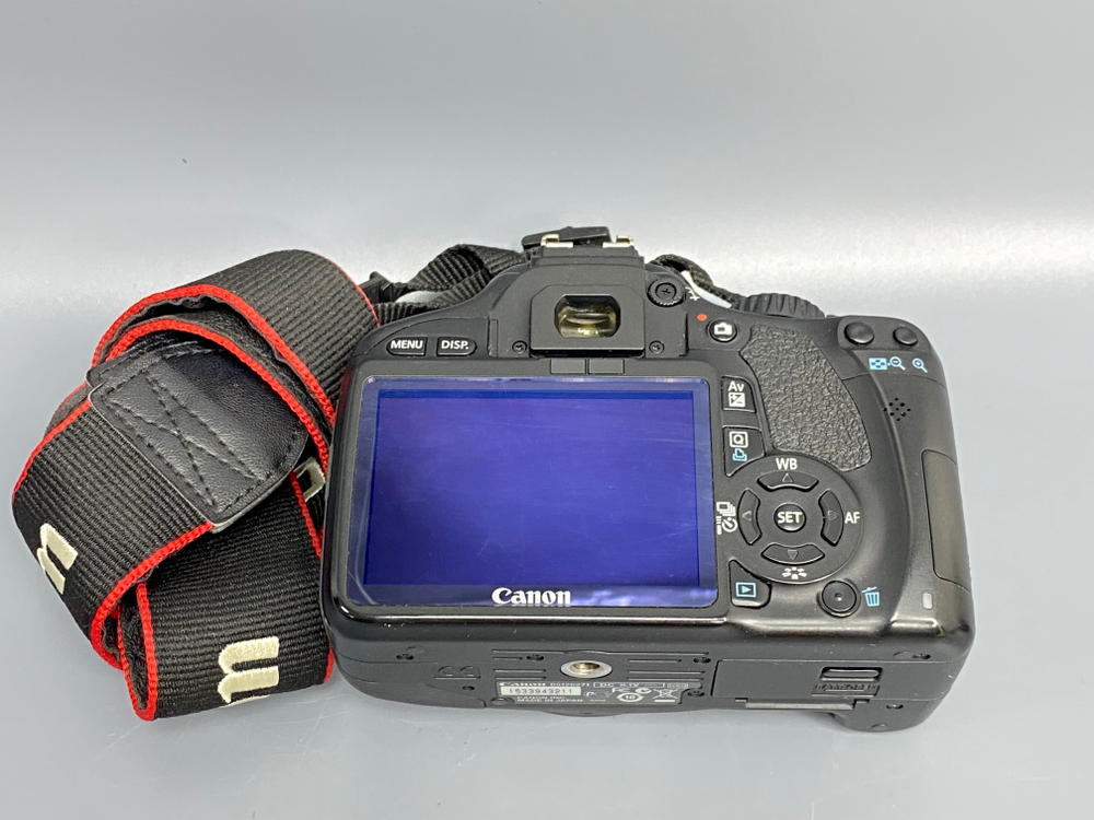 Canon 550D kit 18-55 Не работает вспышка