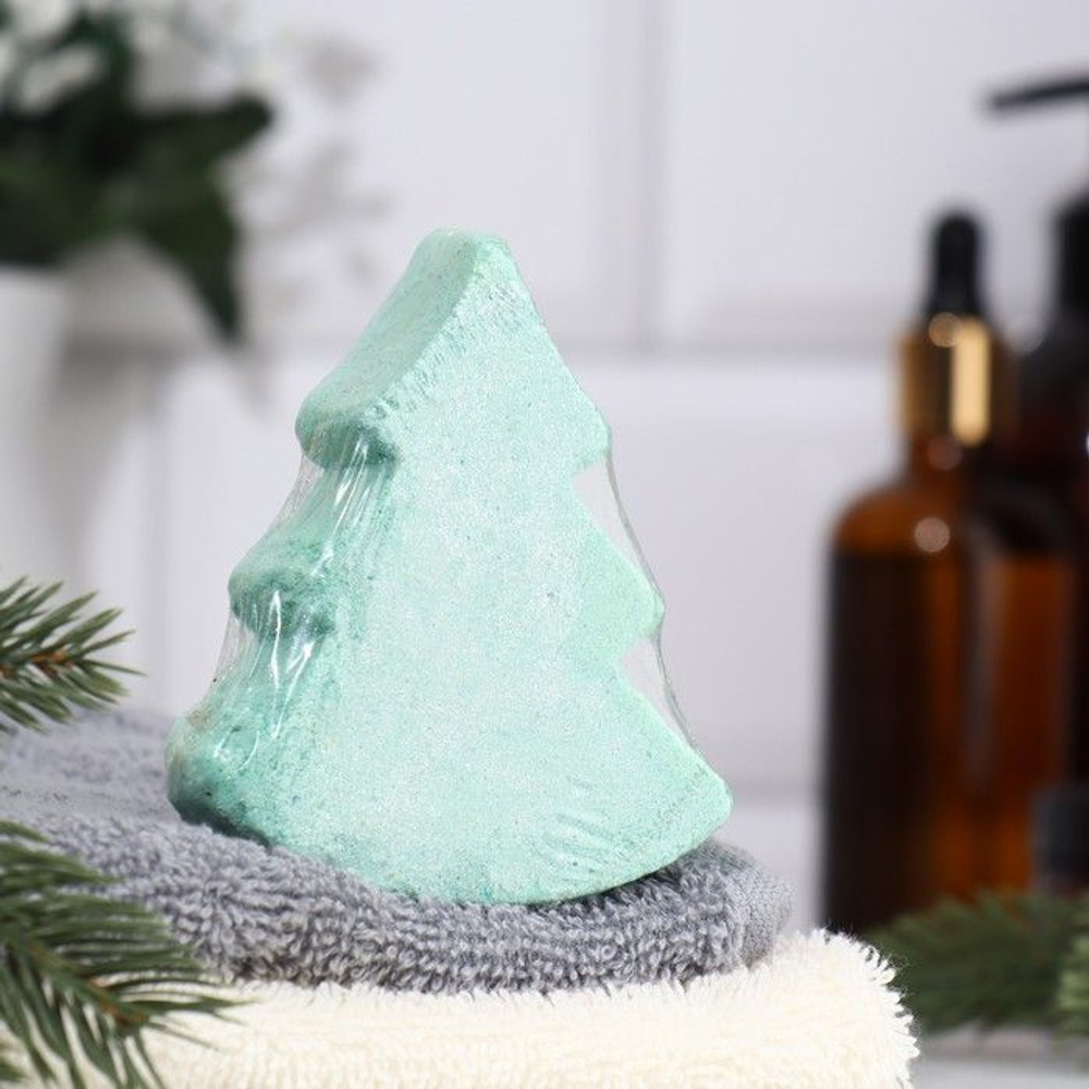 Бомбочка для ванны Елочка с ароматом пряного яблока - 90 гр.