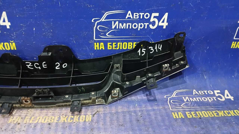 Решетка радиатора TOYOTA WISH 2009-2012
