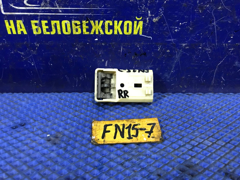 Ручка двери задней правой салонная NISSAN PULSAR 2000