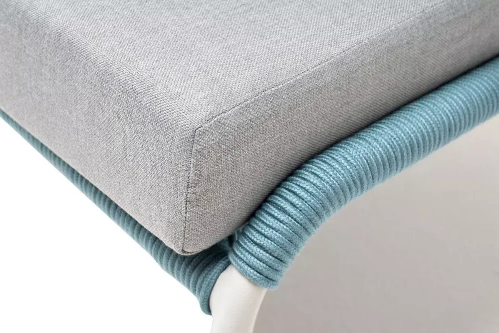 "Милан" кресло плетеное из роупа, каркас алюминий светло-серый (RAL7035) муар, роуп бирюзовый круглый, ткань светло-серая