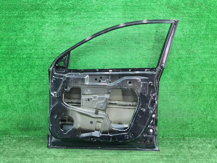 Дверь передняя правая Nissan Qashqai 2 j11 (13-23)