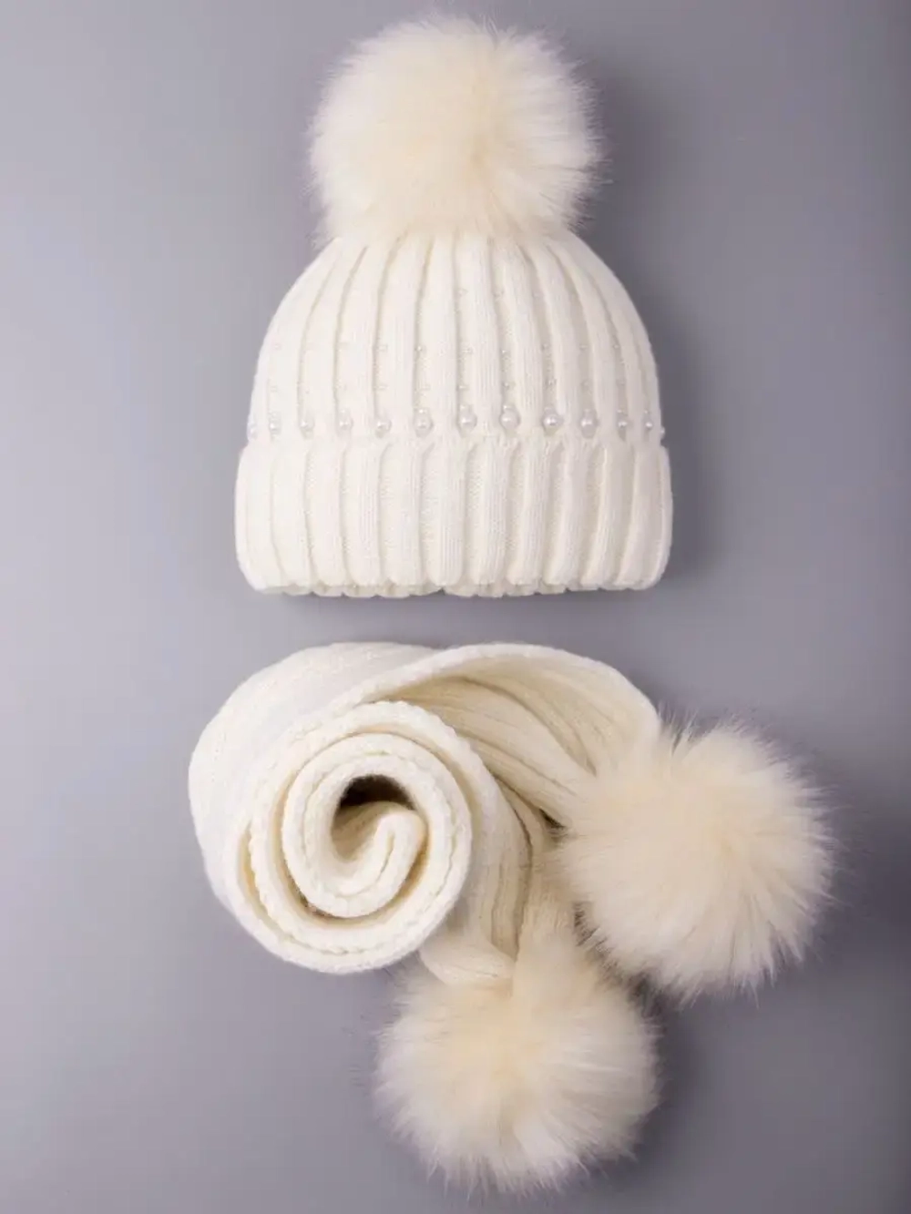 Шапка для девочки зимняя вязаная и шарф