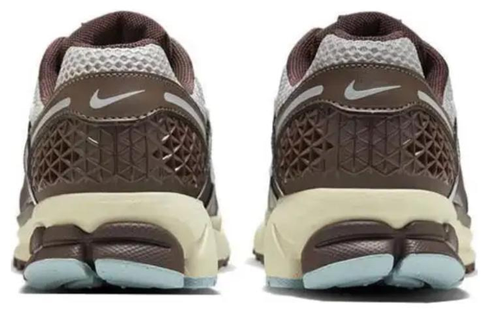 Кроссовки Nike Air Zoom Vomero 5 (Женская размерная сетка)