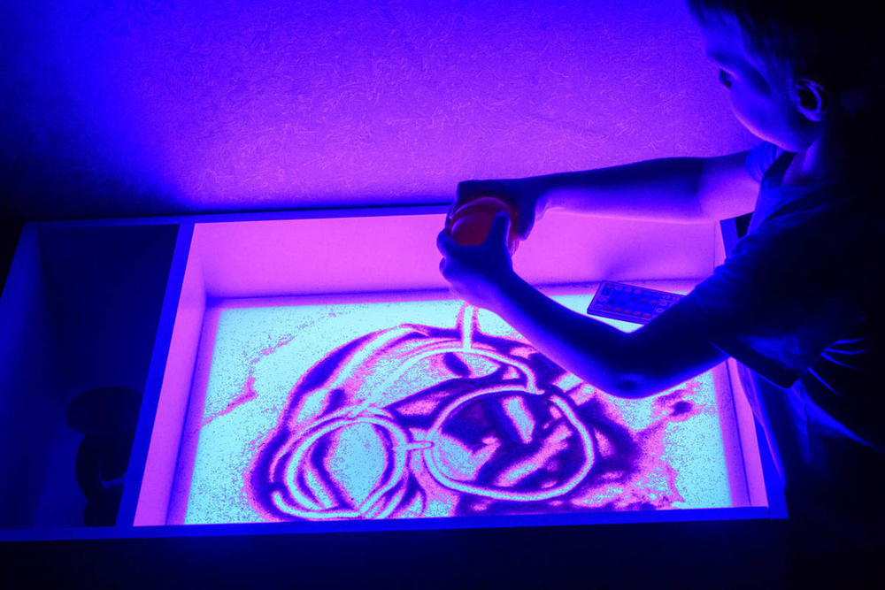 Световой планшет для рисования песком с 2 отсеками, песком и подсветкой