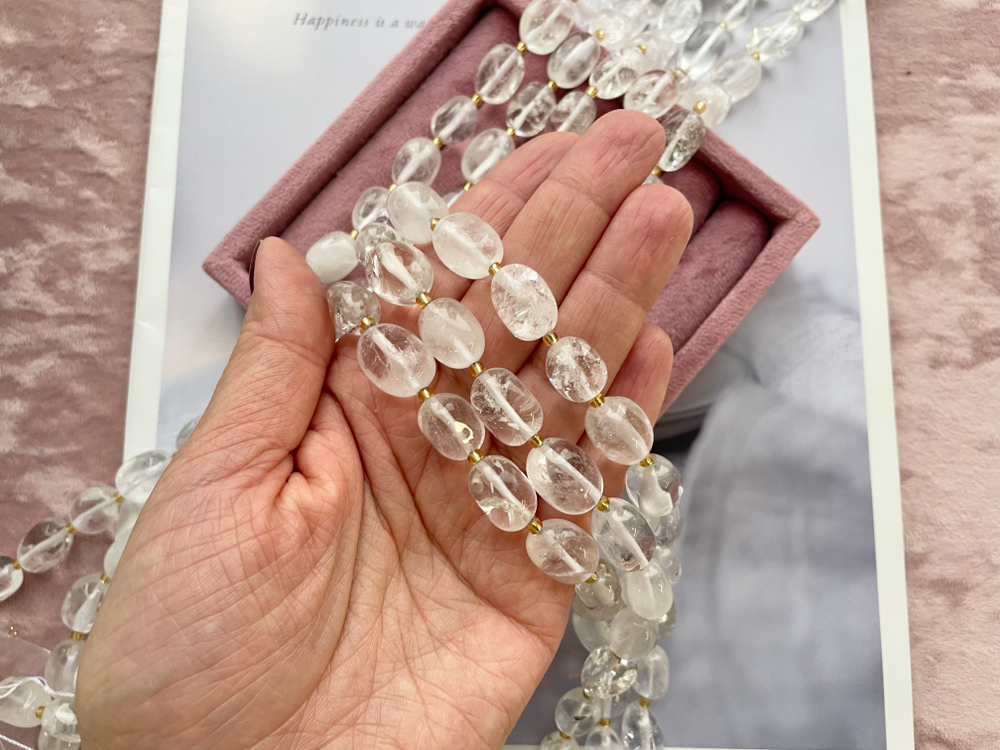 Нить бусин из горного хрусталя 12-16мм (галтовка)