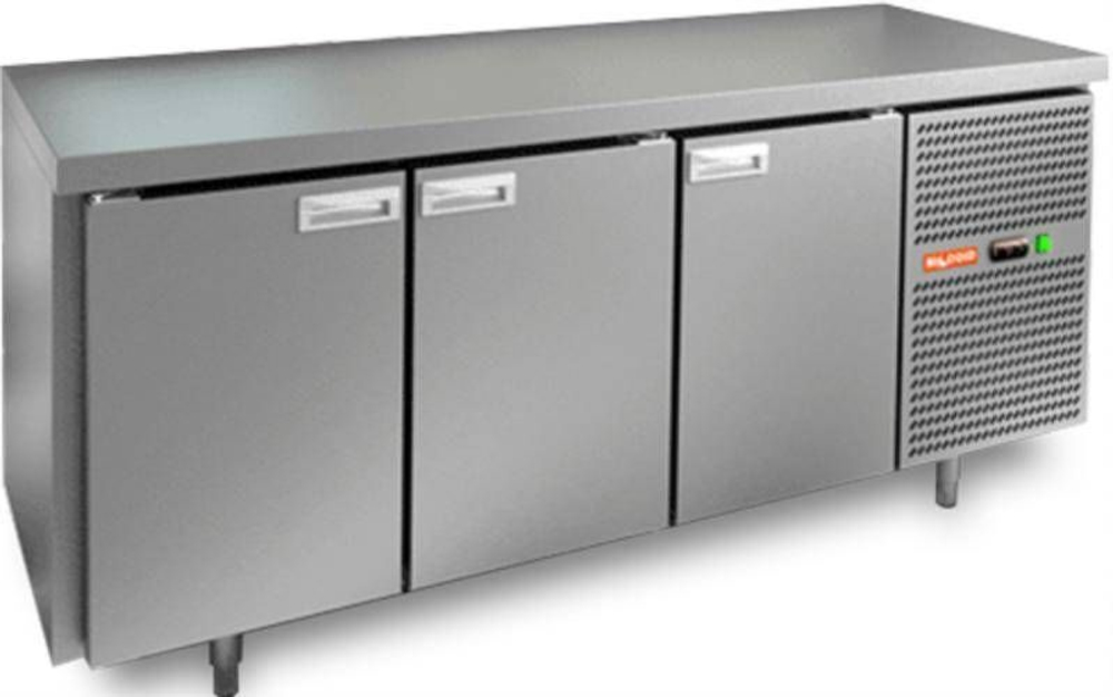 Стол охлаждаемый HiCold GN 111/TN О (-2+10) 3двери 1835х700х850мм.