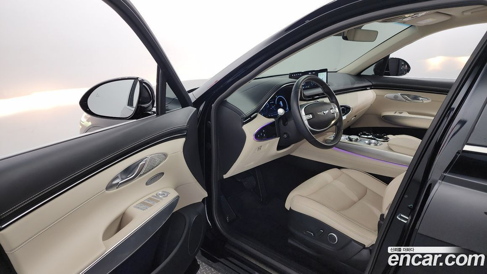 Genesis GV70 2.5T Бензин AWD (01.2021)