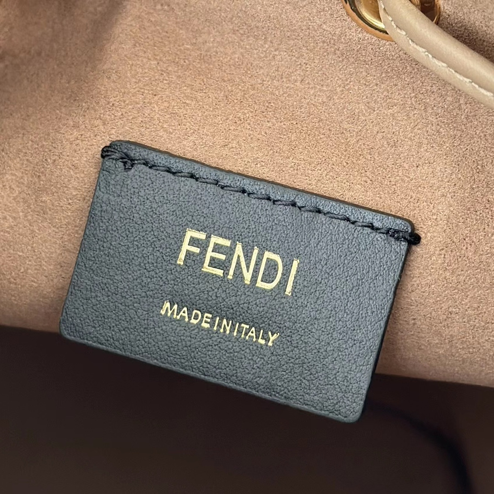Fendi Mon Tresor 18 cm