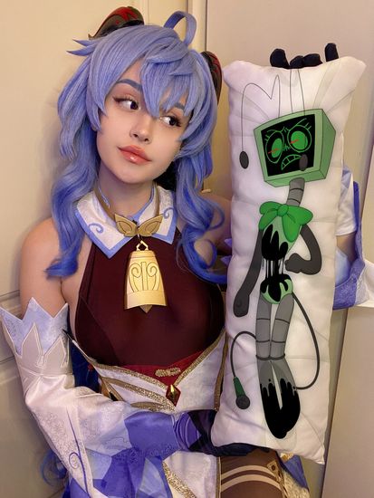 Мини дакимакура Твистед Ви Мир Денди Роблокс арт. M1245, 60х20 см