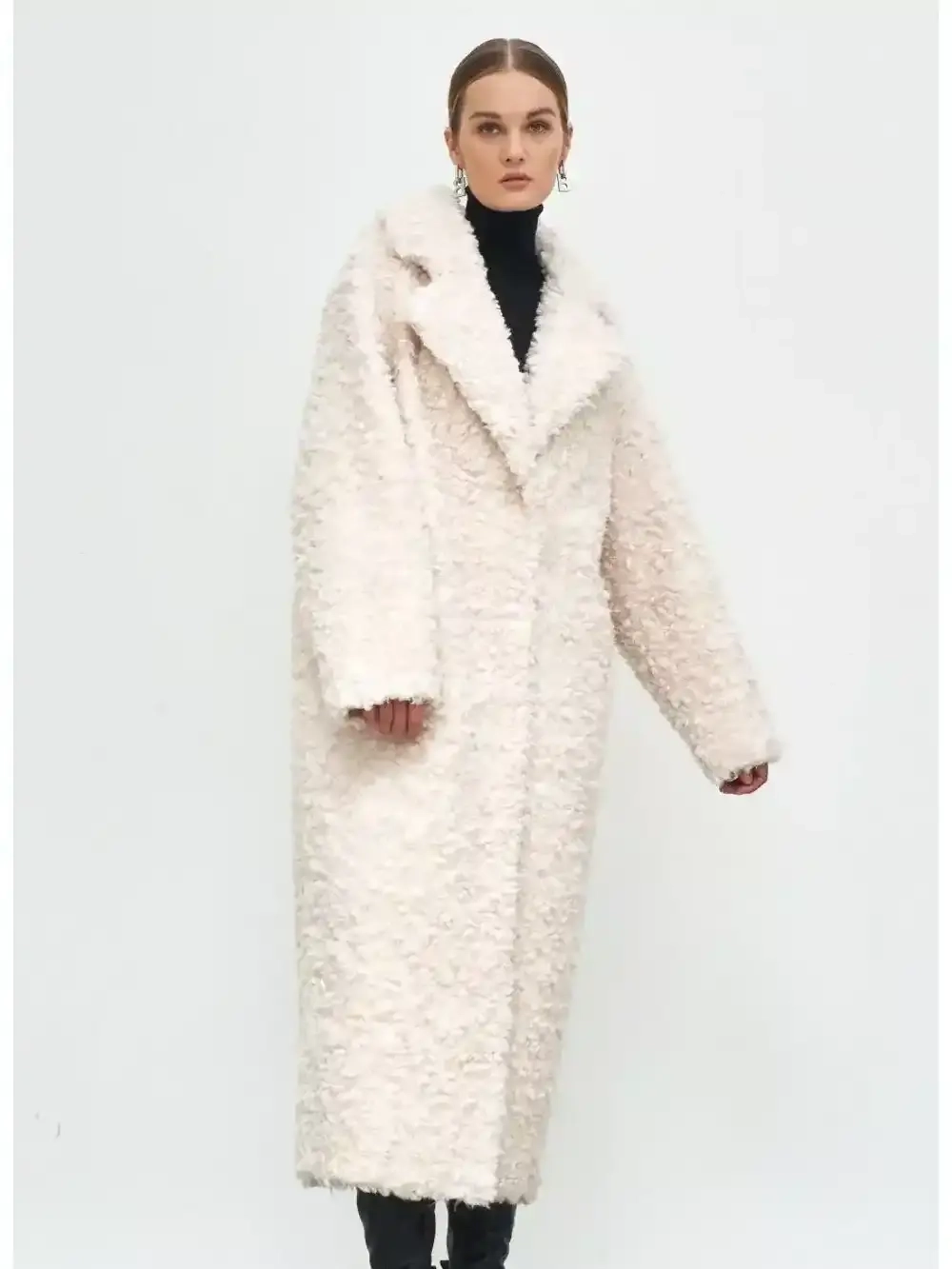 Шуба чебурашка длинная из овечьей шерсти, SilverFox (арт.S1072rm09bz)