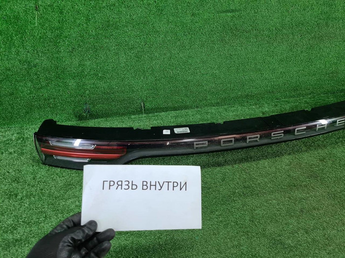 Фонарь крышки багажника Porsche Cayenne 3 (17-23)